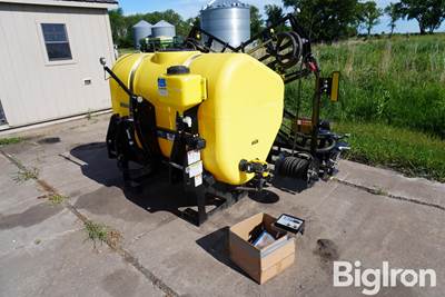 2022 Fast UT3P 3-Pt Sprayer w/30' Boom & Wand