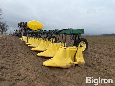 2002 Redball 420 Hooded Sprayer