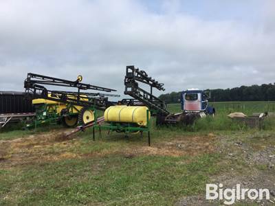 2013 Sprayer Specialties 3PT500-4505800 Sprayer W/ 90' Booms