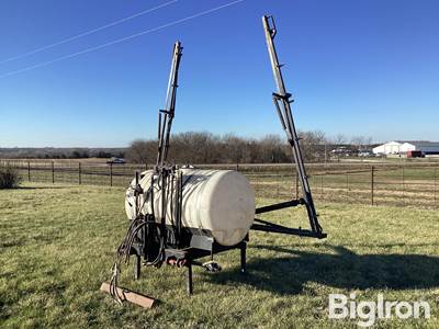 30' 3-Pt Sprayer w/ 300 Gal Tank