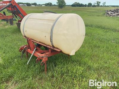 3-Pt Mounted Poly Sprayer Tank
