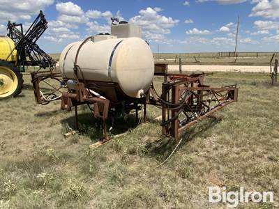 300-Gal 3-Pt 40’ Sprayer