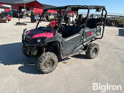 2019 Honda 1000 Pioneer 4X4 UTV