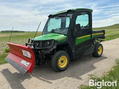 2019 John Deere 835R Gator