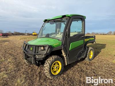2021 John Deere XUV835R 4x4 XUV