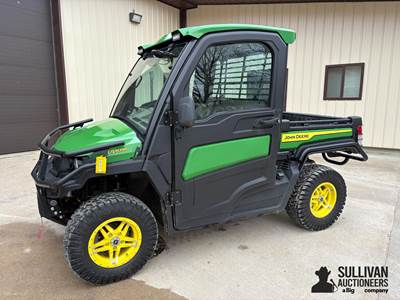 2023 John Deere XUV835R Gator 4x4 UTV