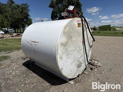 Fargo Tank 1,000 Gal Diesel Fuel Tank W/Pump