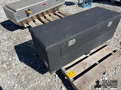 Rds Low Profile Truck Bed Tool Box w/ Gravity Flow Fuel Tank