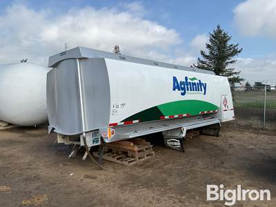 2014 Trans-Tech 4,400-Gal Delivery Fuel Tank
