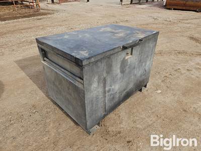 DEF System w/12V Pump In HD Jobsite Storage Box