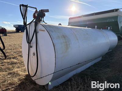 2000-Gallon Fuel Tank & Pump