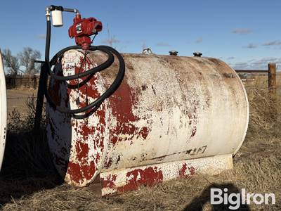 500-Gal Fuel Tank & Pump