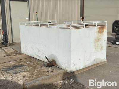 700-Gal Fuel Tank