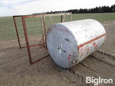 500-Gal Fuel Tank & Stand