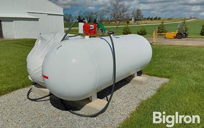 500-Gal Fuel Tank w/ Pump
