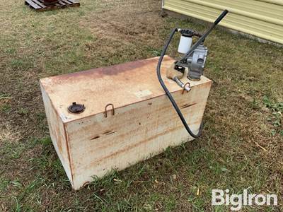 110-Gal Fuel Tank w/Pump & Nozzle