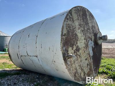 12,000-Gal Vertical Steel Fuel Tank