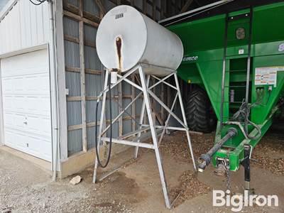 300-Gal Fuel Tank w/Stand