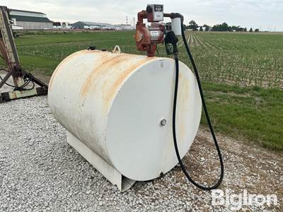 500-Gal fuel tank w/Pump