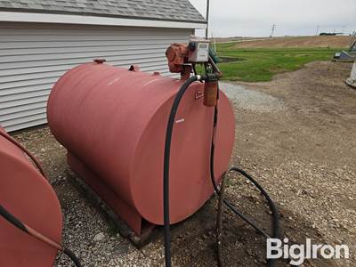 500-Gal Fuel Tank w/ Electric Pump