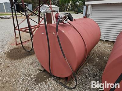500-Gal Fuel Tank w/ Electric Pump