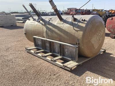 1000-Gal Double Wall Fiberglass Tank