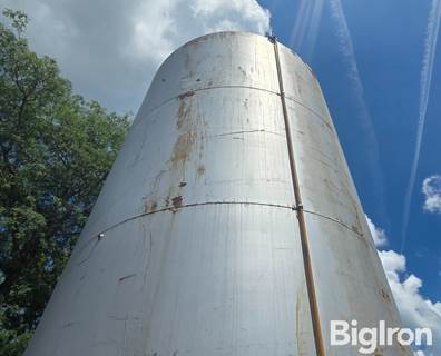Vertical Fuel Storage Tank