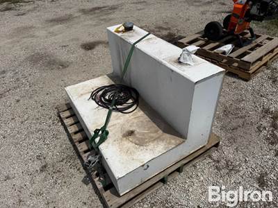 110-Gal Steel Transfer Tank