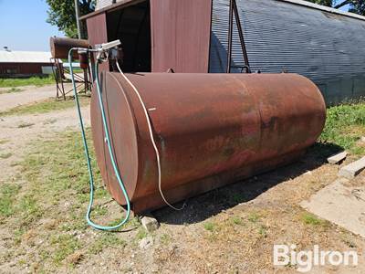 2000-Gal Fuel Tank w/Pump