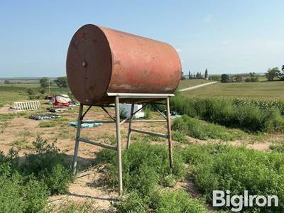 500-Gal Steel Tank w/Stand