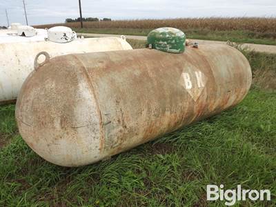 500 Gal Propane Tank