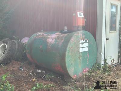 500 Gal Diesel Fuel Tank w/Gas Boy Pump