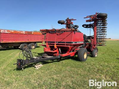 Case IH 8600 Air Seeder