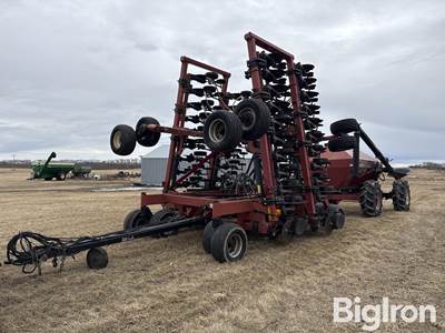 1999 Case STX30 Air Seeder w/2300 Cart