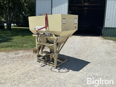 Herd 2440 Seeder