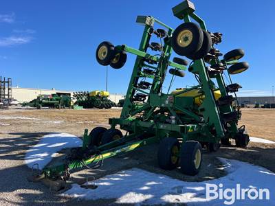 2003 John Deere 1890 36’ 10” Air Seeder