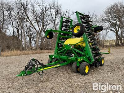 John Deere 1990 CCS 40' Air Seeder