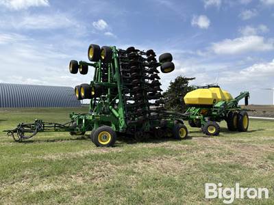 2023 John Deere N560/1910 60’ Air Seeder