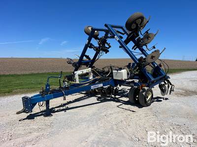 Blu-Jet Landrunner 11 Shank Anhydrous Applicator