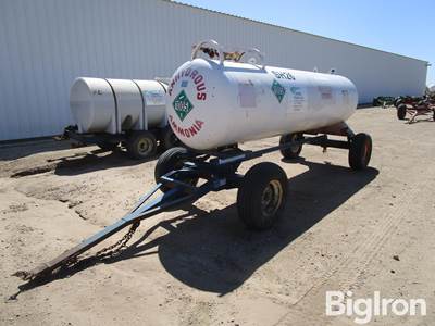 Duo Lift NH3 Tank & Trailer
