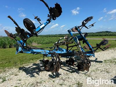 DMI 3200 12R60 Anhydrous Applicator