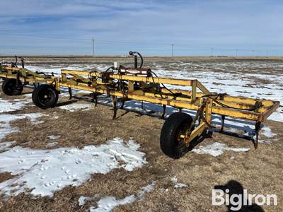 Hamby 4x4 Toolbar NH3 Chisel