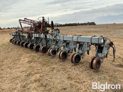 Hiniker 12R30 Anhydrous Applicator