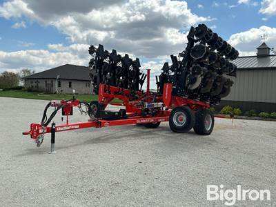 2017 KUHN Gladiator 1205 Applicator