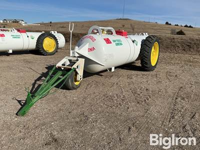 Anhydrous Ammonia Tank On Running Gear