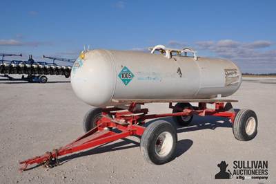 1000 Gal Anhydrous Ammonia Tank on Running Gear