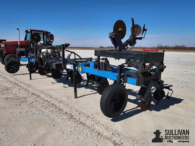Shop Built 8-Shank, 3-Pt NH3 Side Dress Applicator