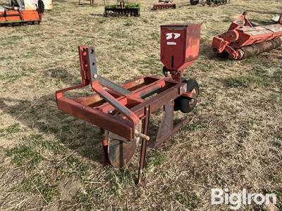 Elston Gopher Getter Machine