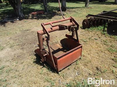 Ford 706 3-Pt Slip/Scoop