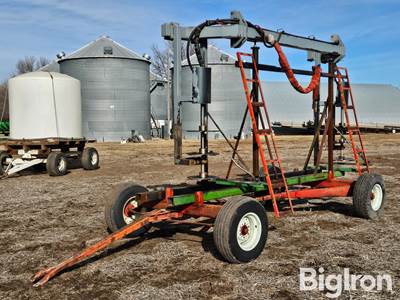 Hagie 2 Row Male Row Distroyer Attachment w/Trailer